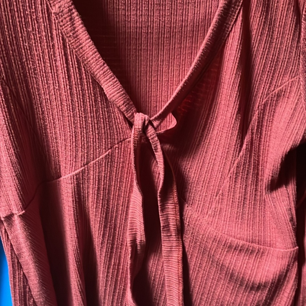 Cute shirt - Picture 2 of 3